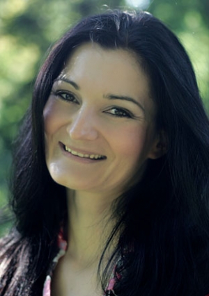Photo of Alinka Kozári